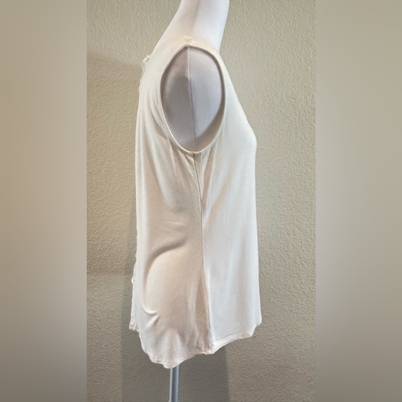Cable & Gauge - Laced-Up Back V- Neck Tank- Ivory Size M - Picture 4 of 14